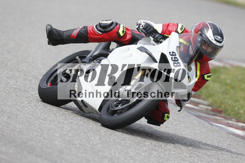 Archiv-2025/07 19.04.2025 Speer Racing ADR/Gruppe gelb/998